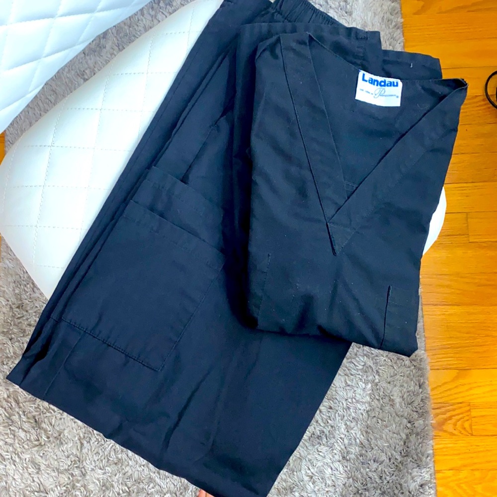Men’s Landau Scrub Set
